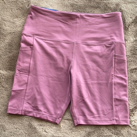 Tuff Veda - Women’s Short - Picture 4 of 4